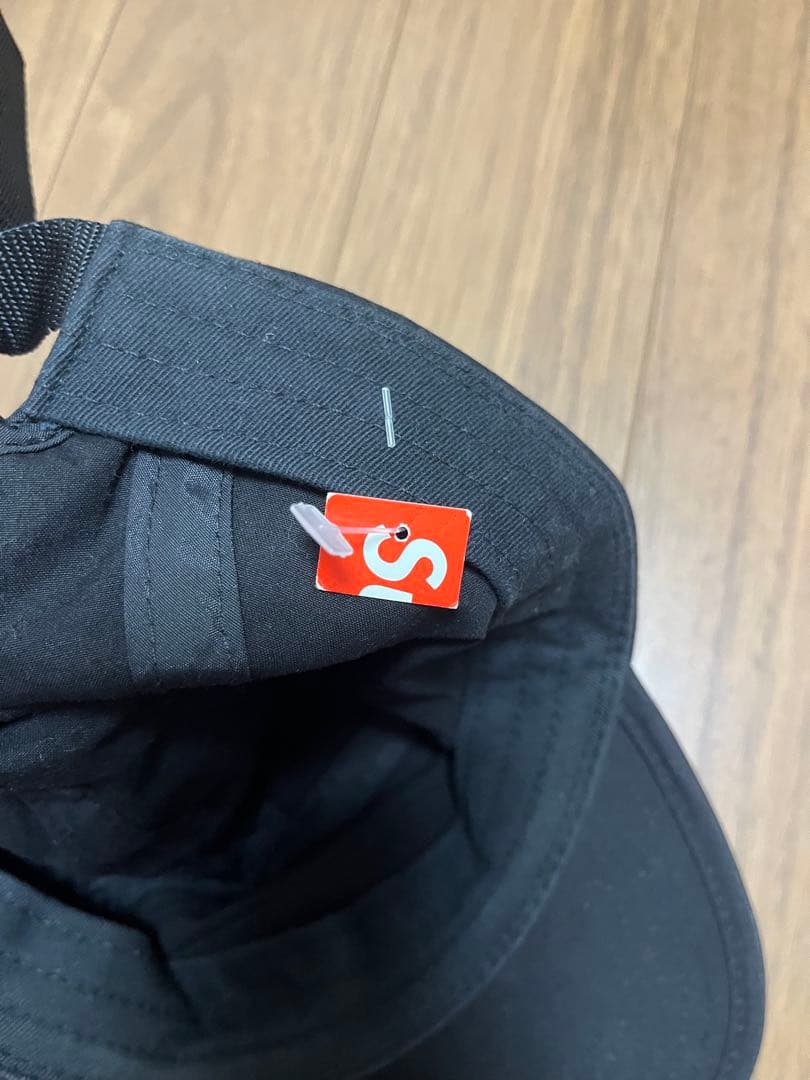 Supreme 黒 キャップ タグ付き