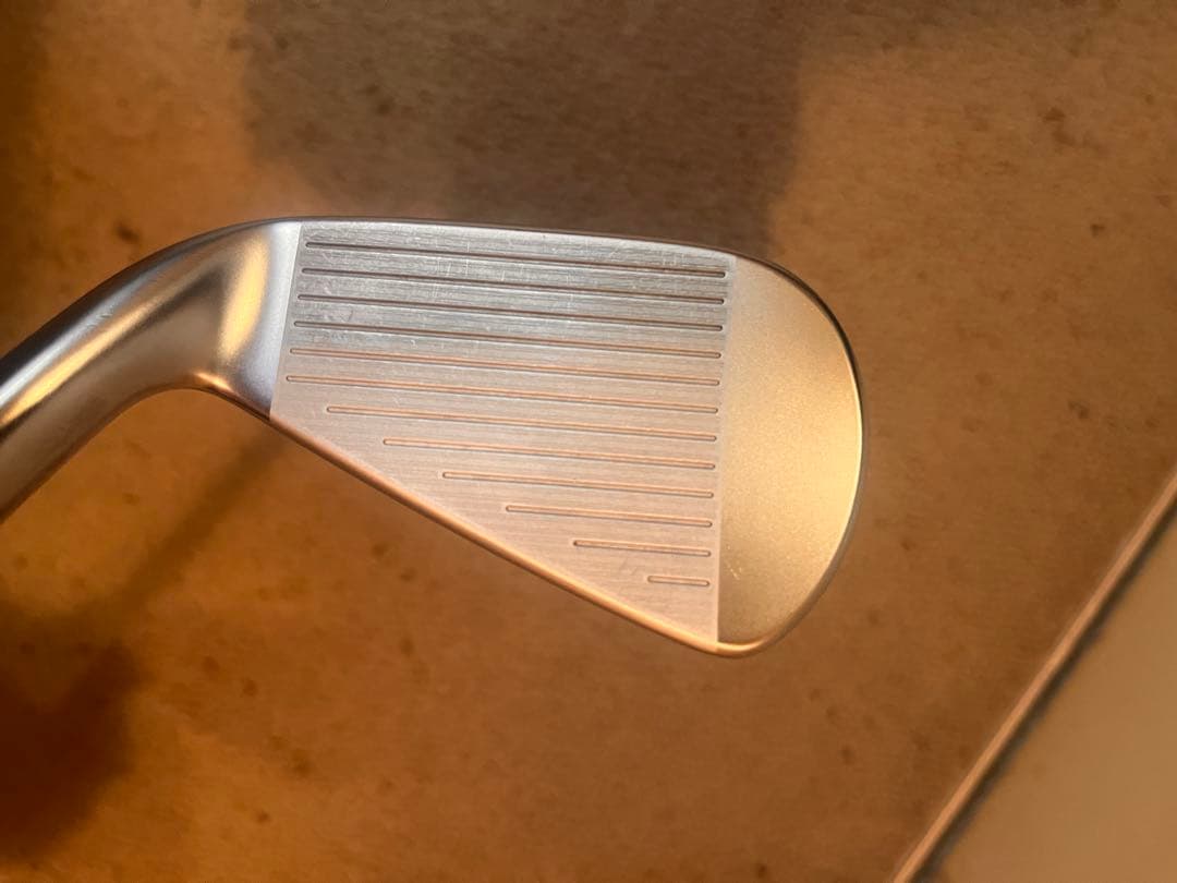 美品　スリクソンZXi U 2番　18度　トラヴィル105X