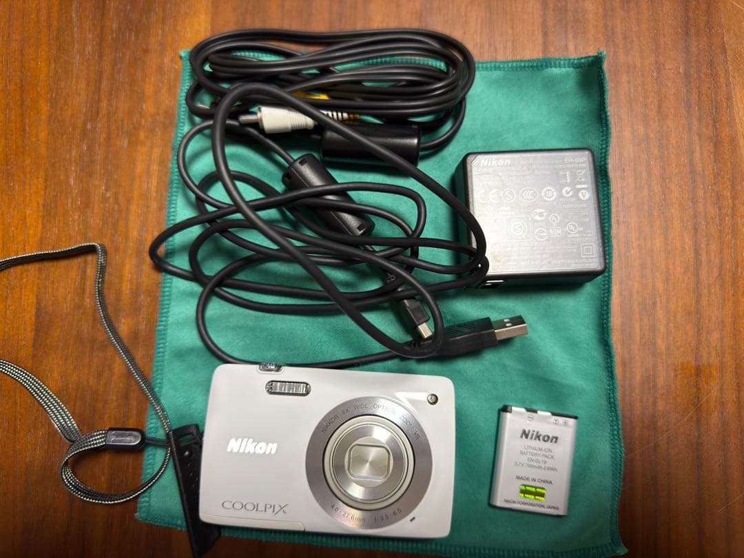 デジタルカメラ Nikon coolpix S4300