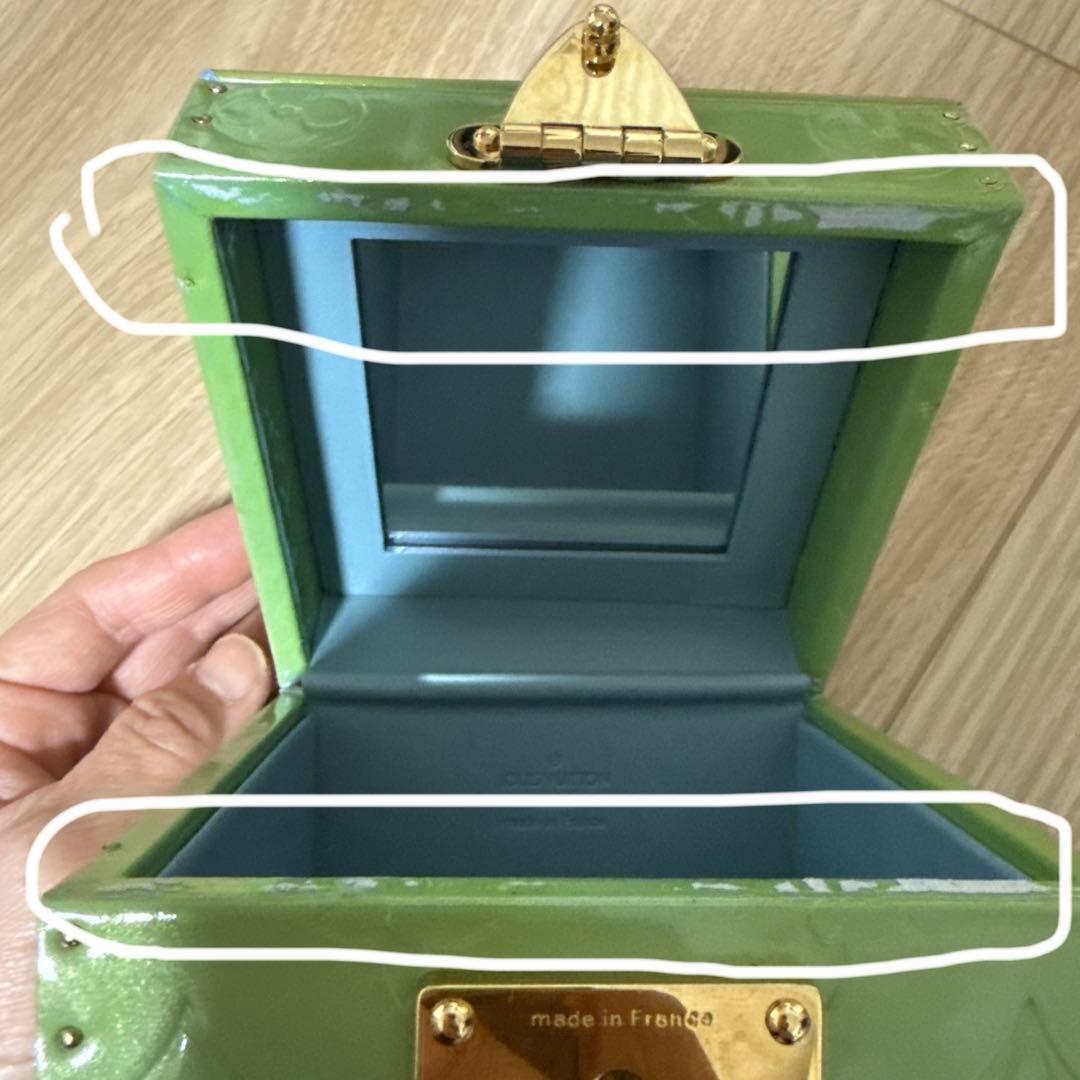 VITTON ヴェルニ　ブリーカーボックス　ハンドバッグ