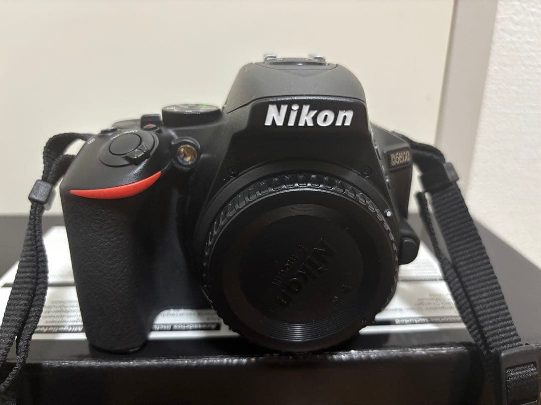 Nikon D5600 デジタル一眼レフカメラ