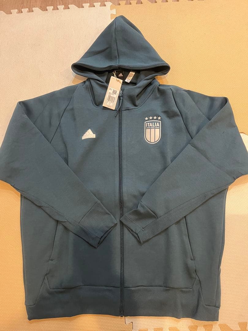 adidas イタリア代表 フード付きジャケット　日本未発売