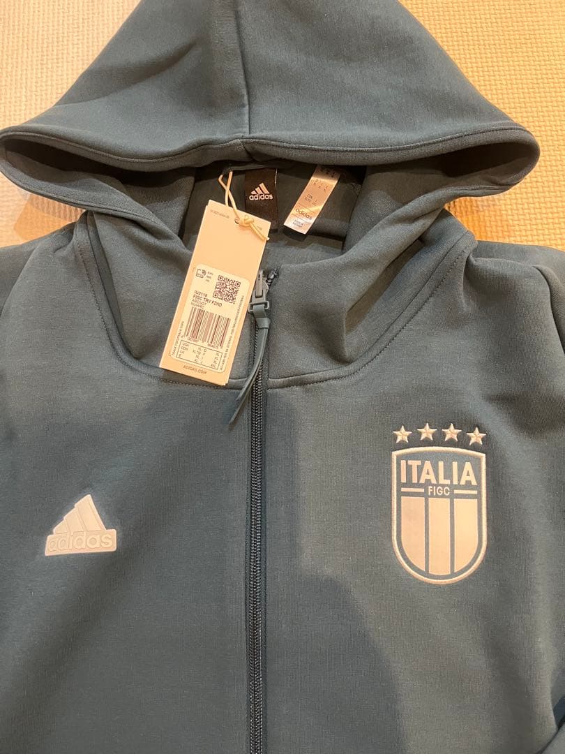 adidas イタリア代表 フード付きジャケット　日本未発売