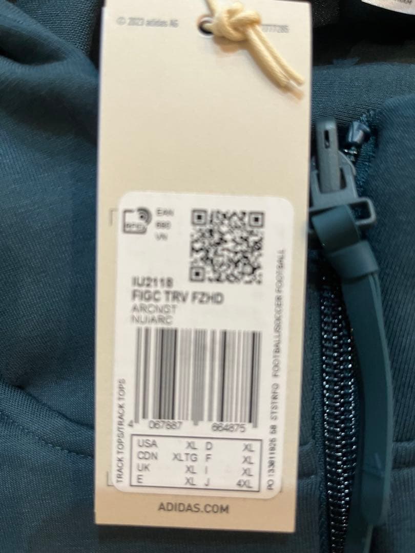 adidas イタリア代表 フード付きジャケット　日本未発売