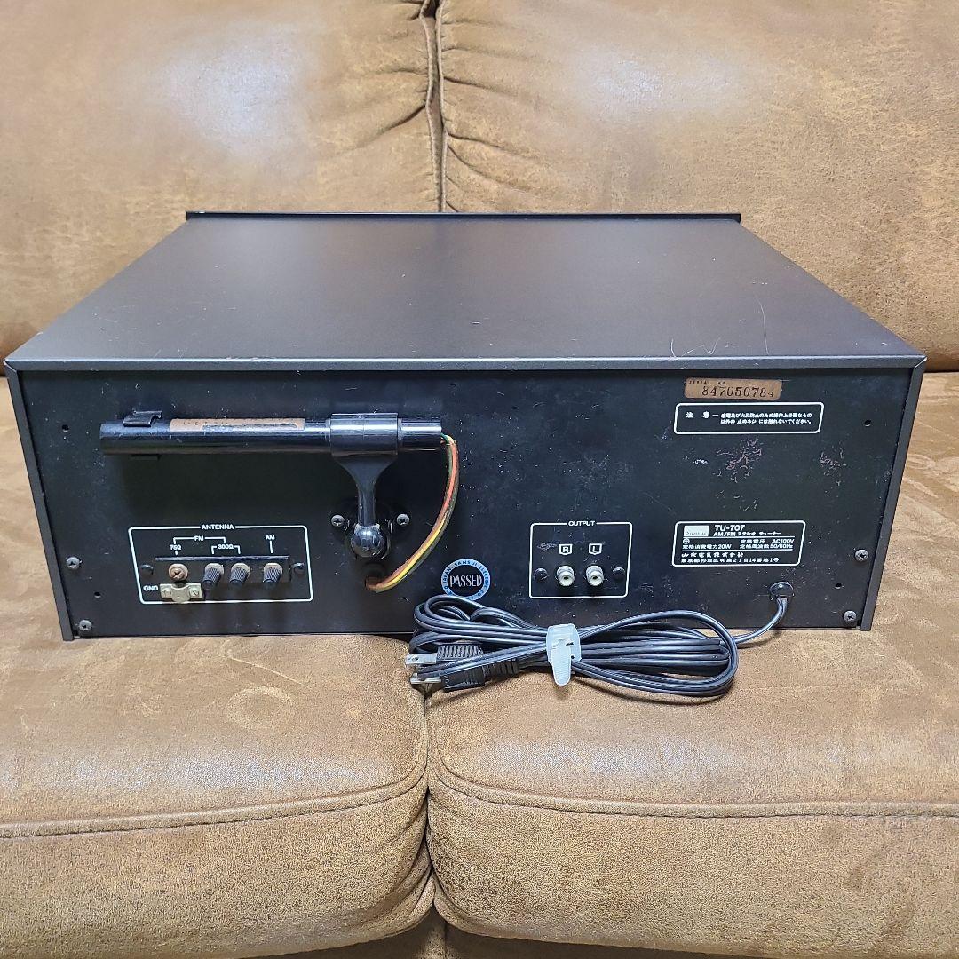 サンスイAM/FM ステレオチューナー TU-707