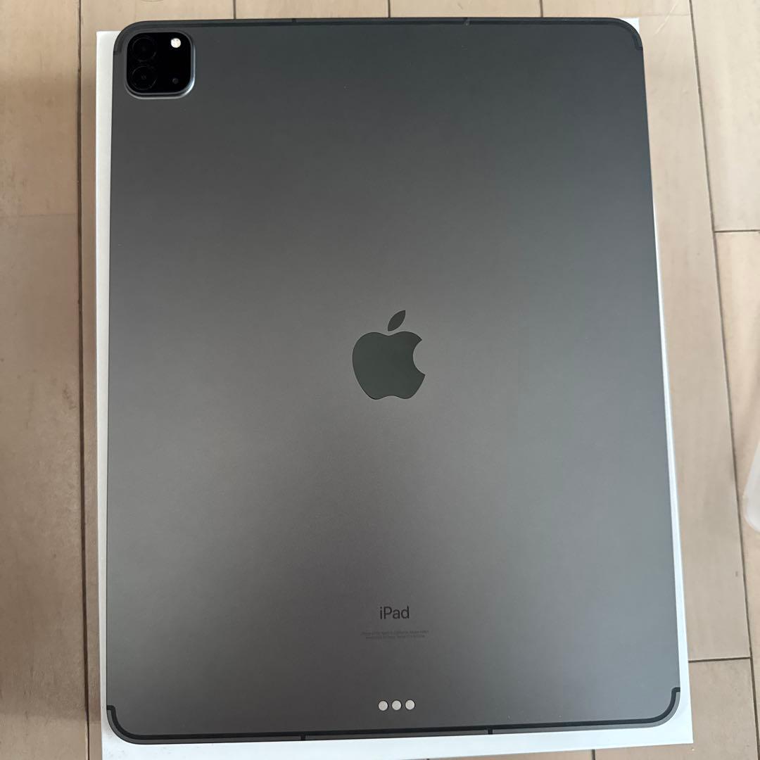 iPad Pro 12.9インチ 第5世代 Cellularモデル