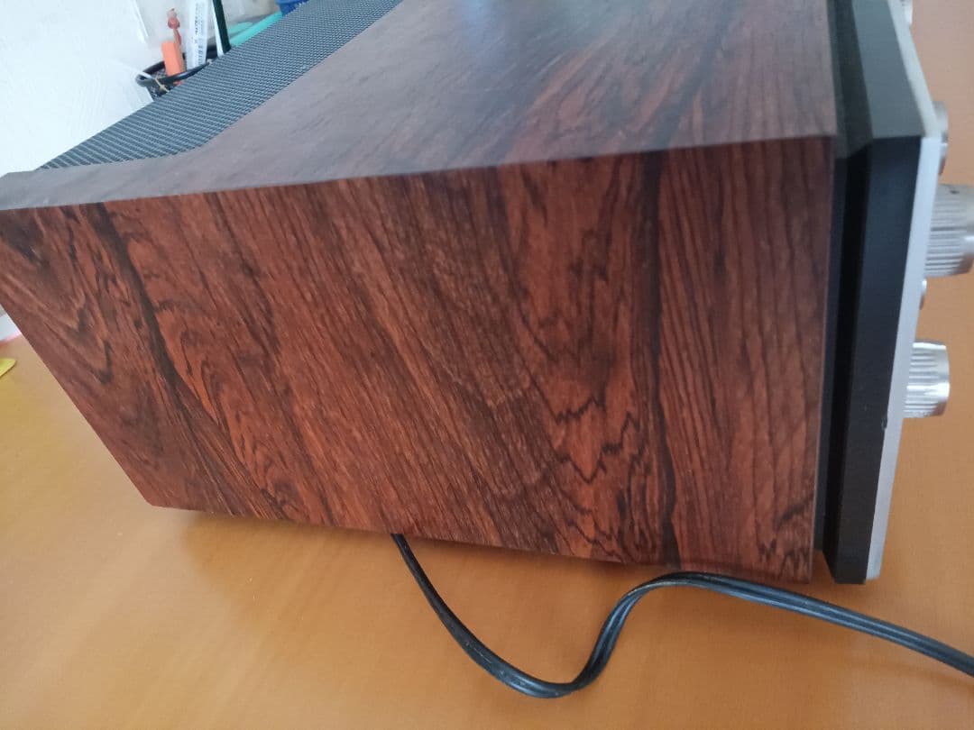 LUXMAN L-80V プリメインアンプ　レトロ　ビンテージ　オーディオ