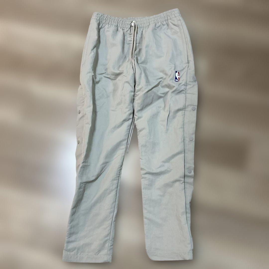 NIKE fear of god トラックパンツ　オフホワイト　ベージュ　M