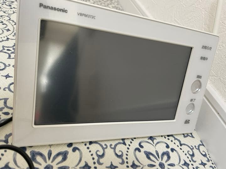 パナソニックのソーラー発電を見るモニターほぼ新品でキズとかもなく綺麗な状態です。