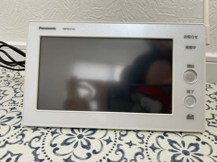 パナソニックのソーラー発電を見るモニターほぼ新品でキズとかもなく綺麗な状態です。