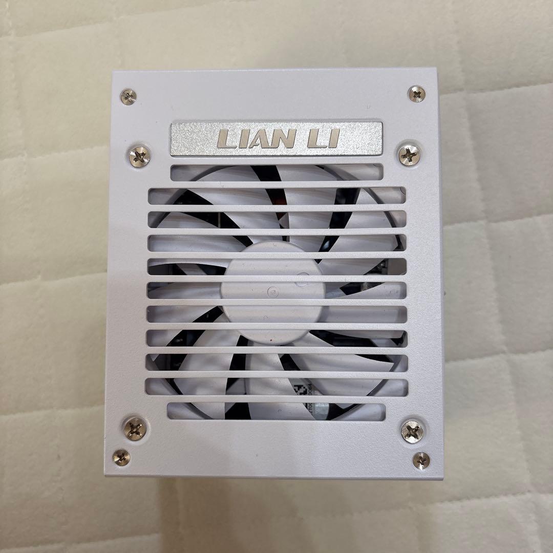 Lian Li SP750 750W 電源ユニット