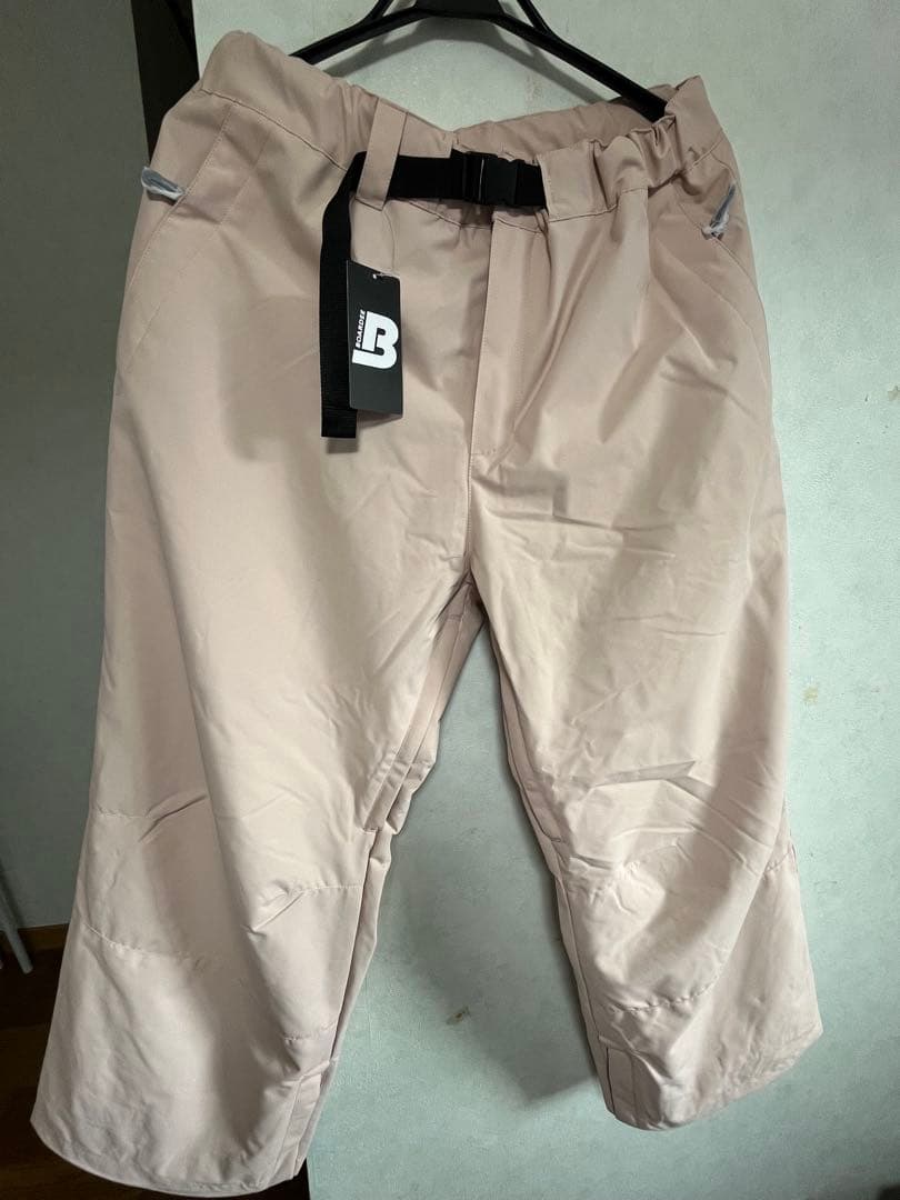 ピンク スノーボードパンツ