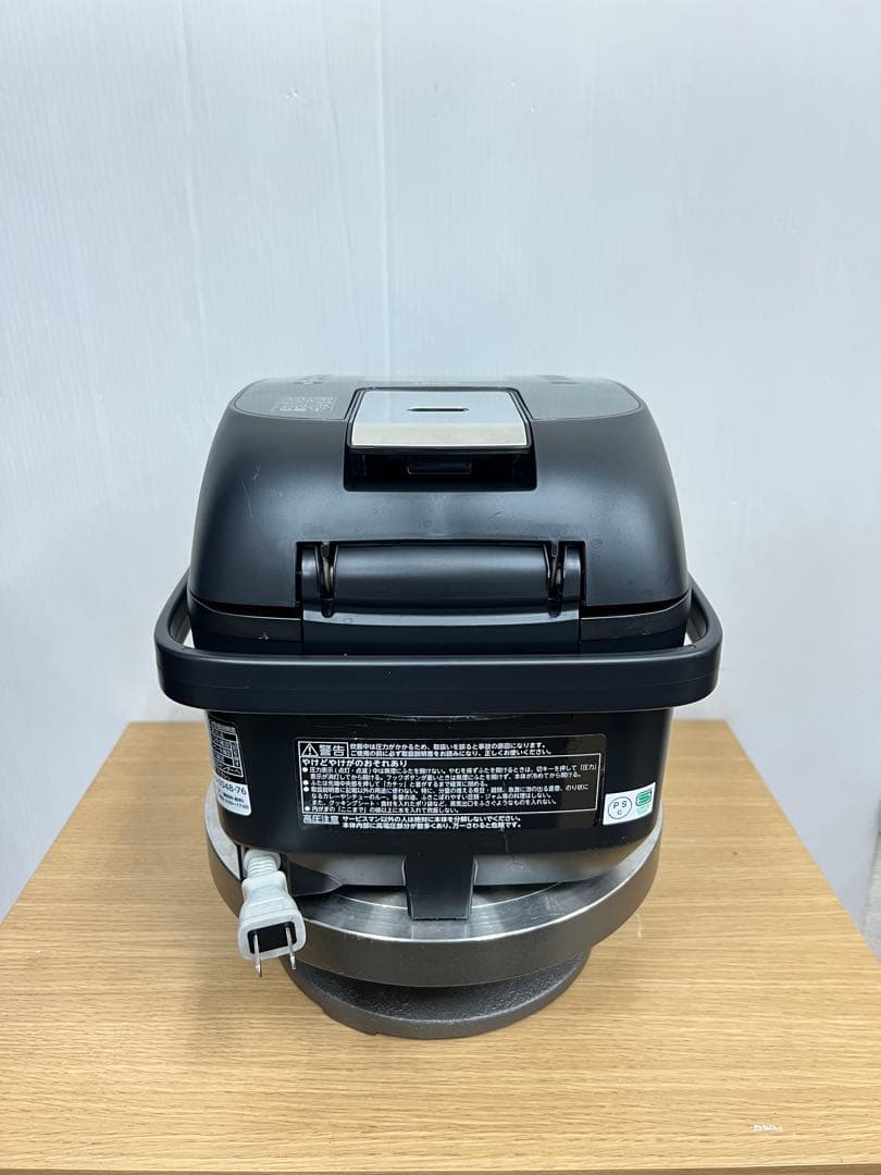 TOSHIBA 圧力IH炊飯器 RC-6PXR ブラック系 2022年製