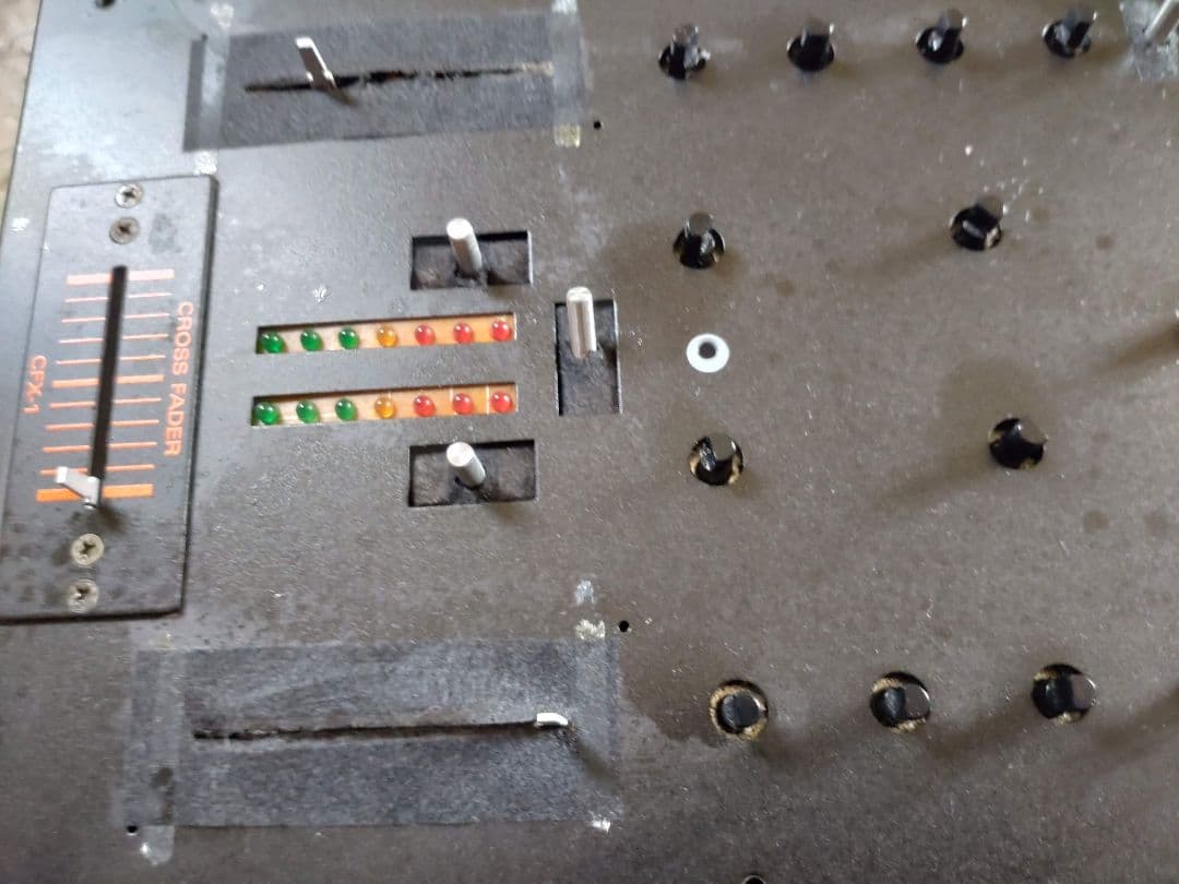 ROLAND DJ-1000 動作確認済み　送料込み　DJミキサー