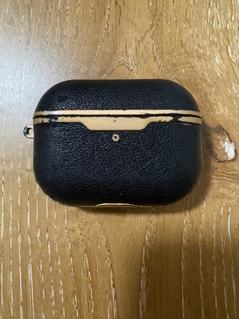 アップル AirPods Pro MWP22J/A ￼ ￼ケースあり