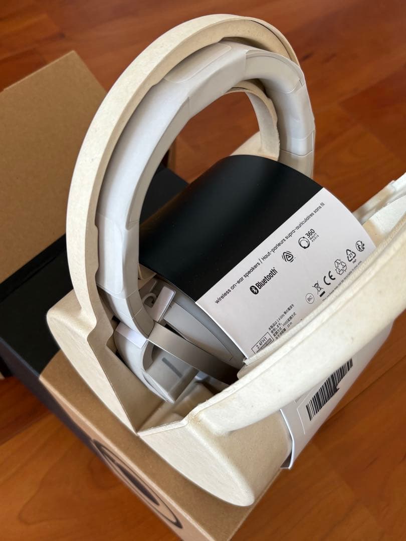 NTT nwm ONE オンイヤースピーカー MBH001 ライトグレー