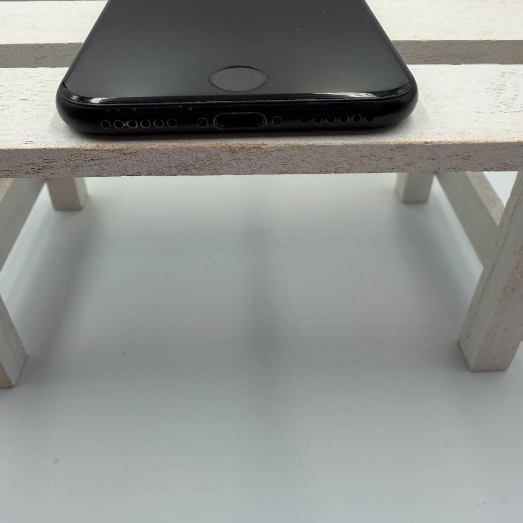 iPhone SE第3世代 64GB ミッドナイト 267