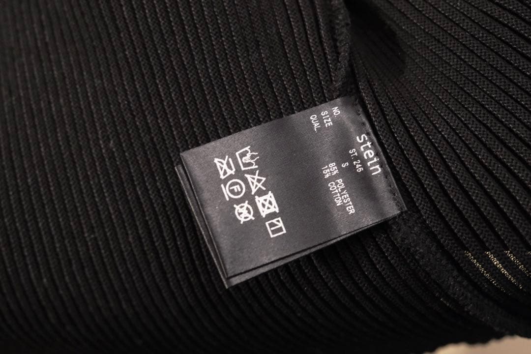 stein シュタイン | ハイネックプリーツニット ブラック