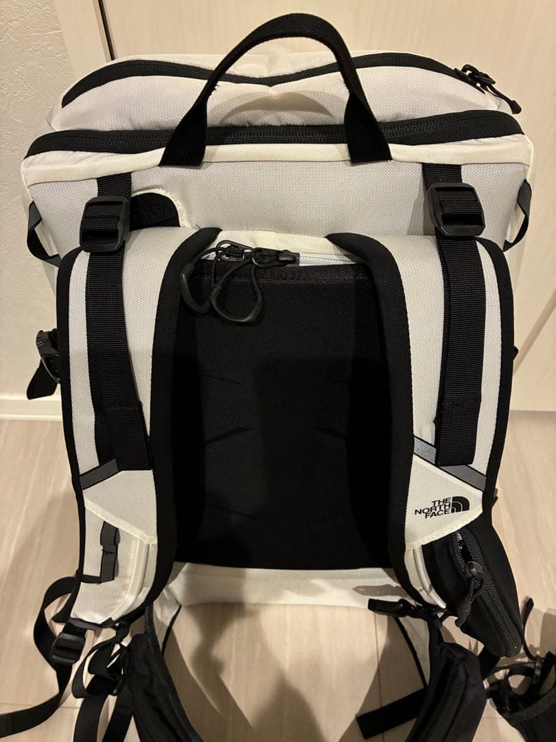 バッグ the northface Chugach35