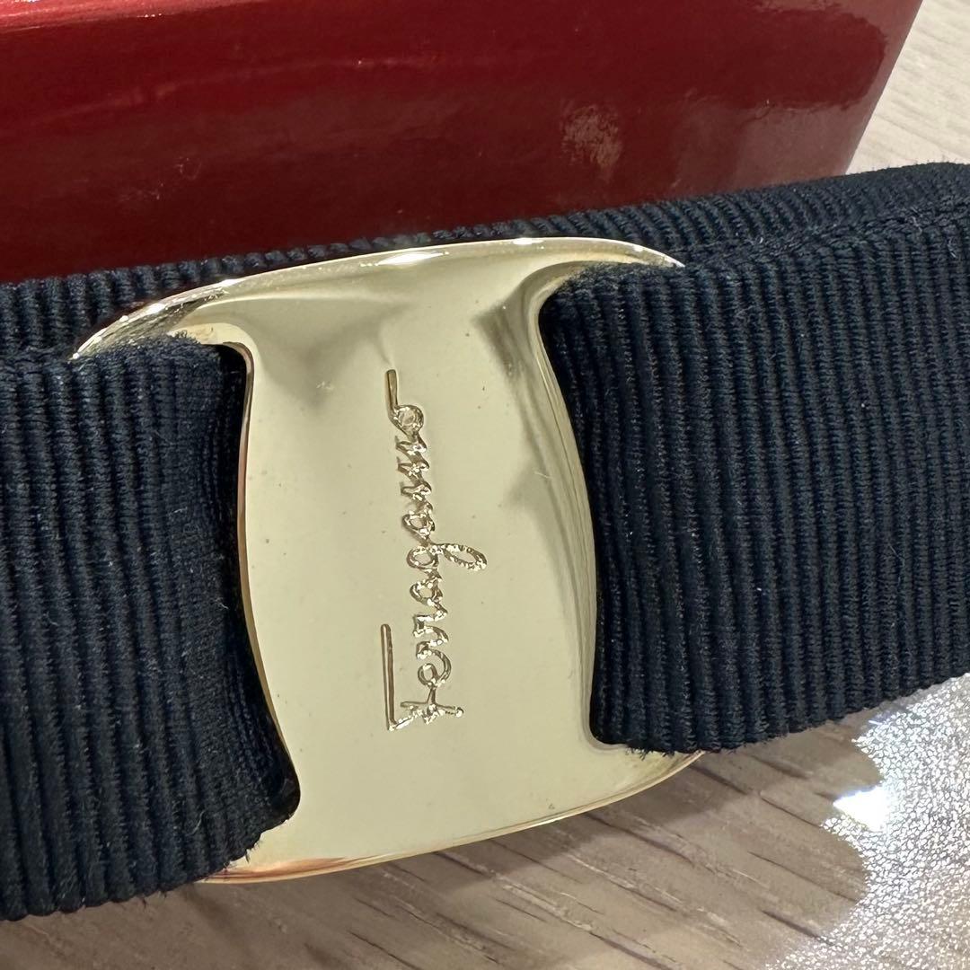 【美品】フェラガモ　バレッタ黒