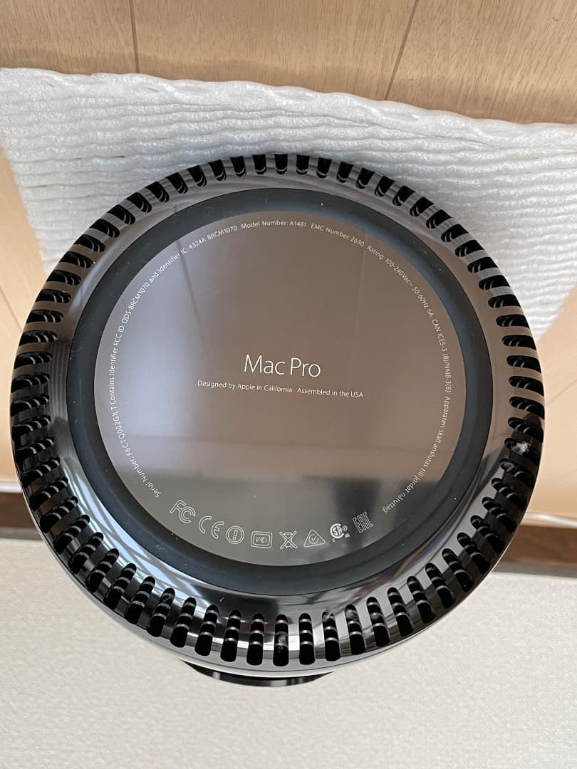 Macpro 2013 3.5GHz6コア・64GB・ 1TB