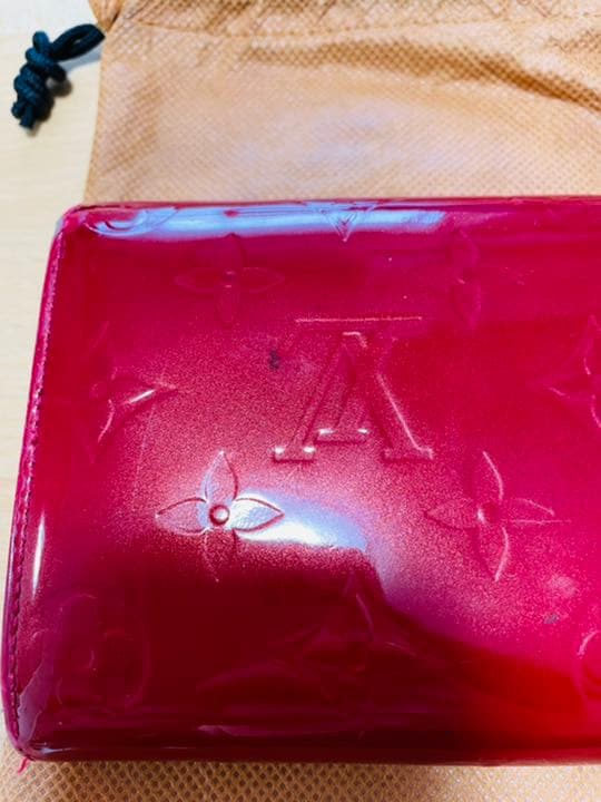 ルイヴィトン 長財布 ヴェルニ