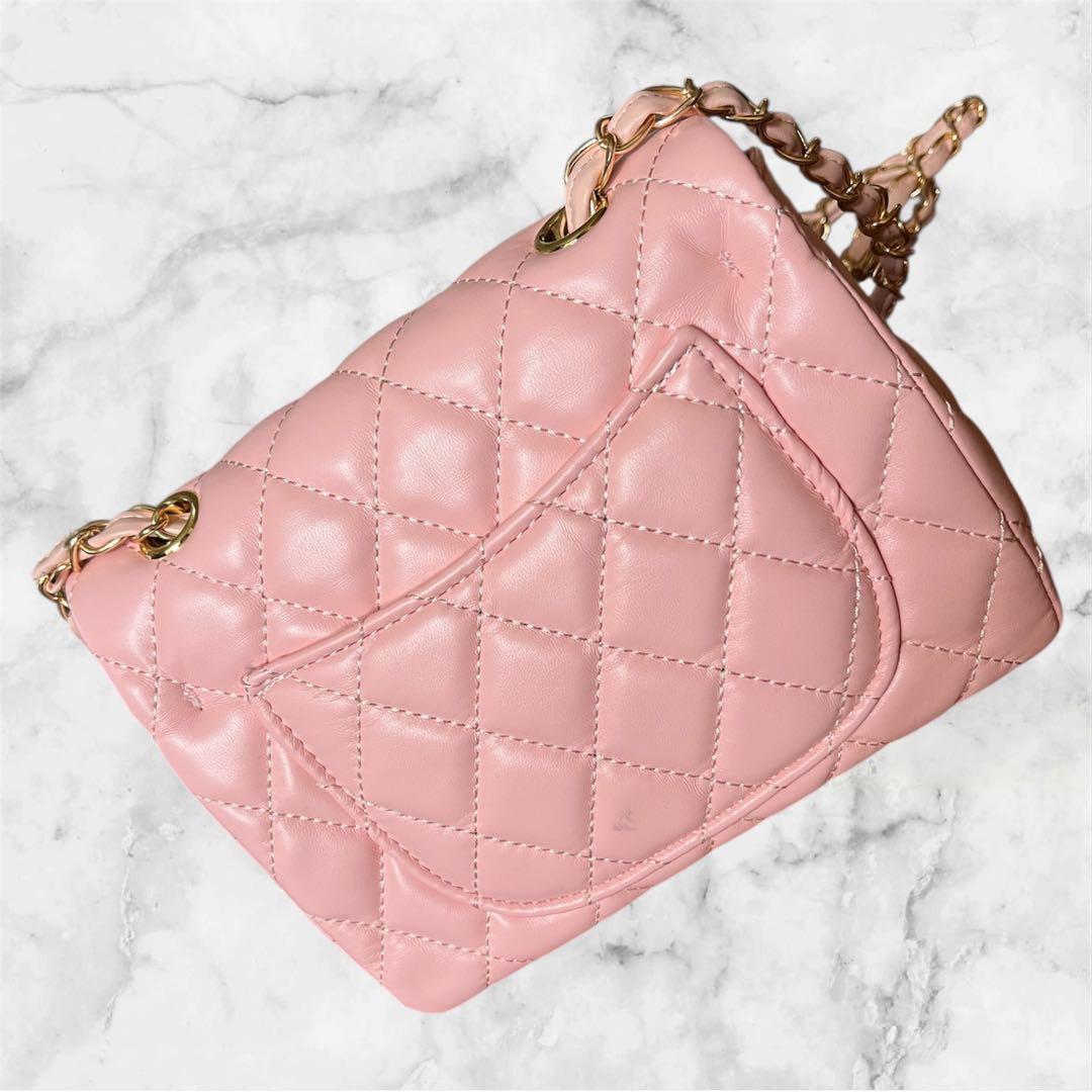 ピンクショルダーバッグ