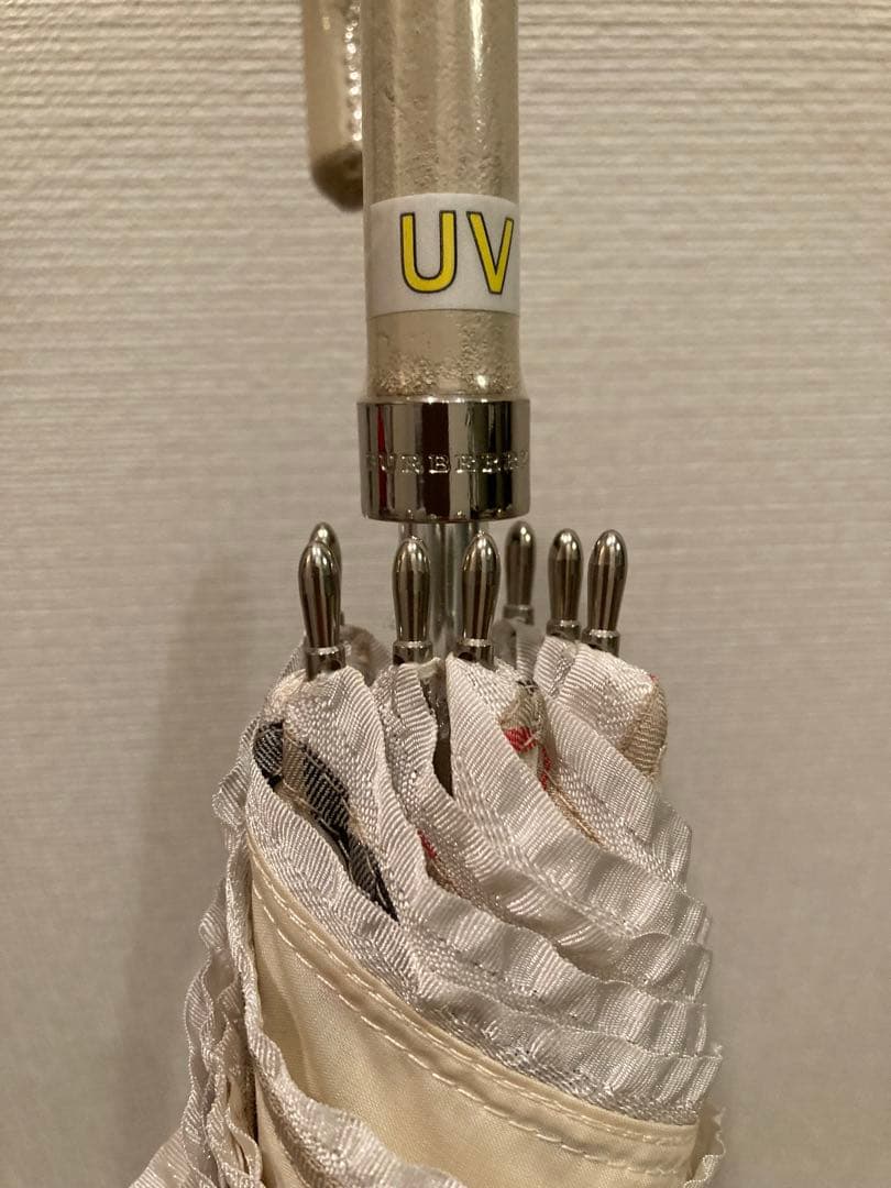 極美　Burberry バーバリー　日傘　UV アイボリー×ベージュノバチェック