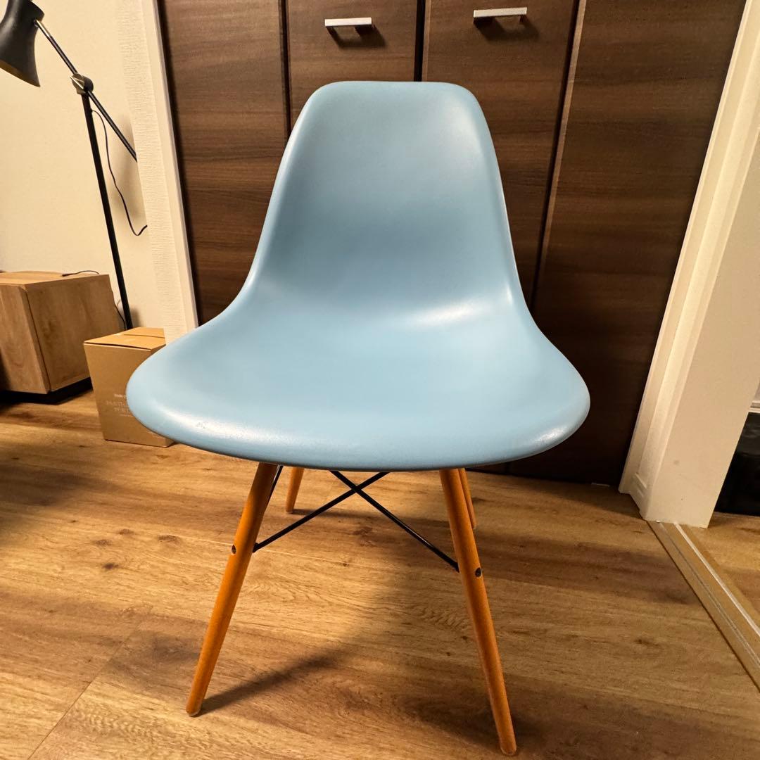 vitra｜イームズ サイドシェルチェア（ブルー系）