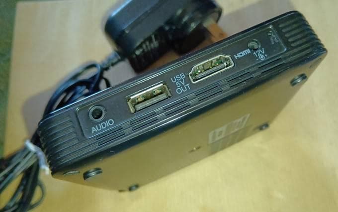 サンワサプライ モバイルプロジェクター PRJ-3N 本体、電源、取説、ポーチ