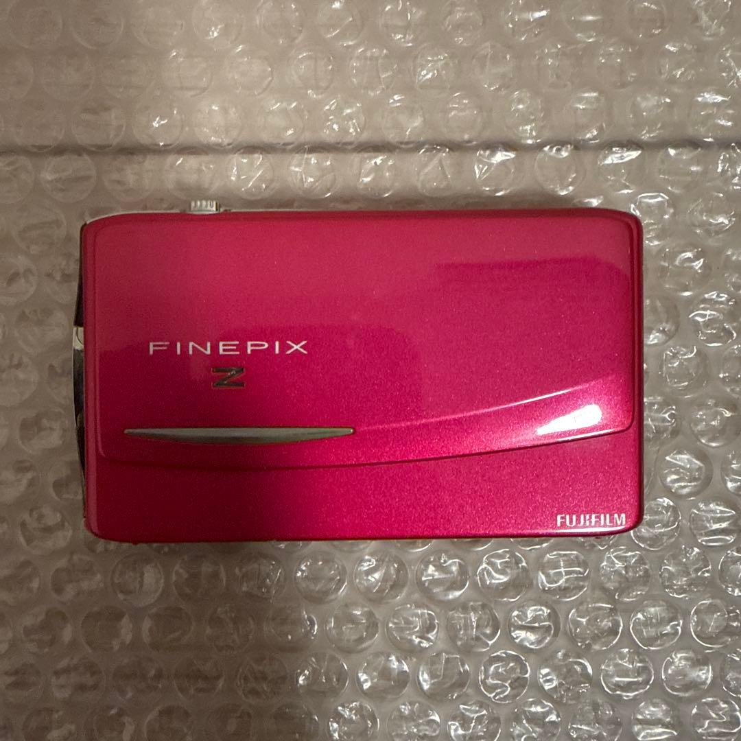 デジカメ　FUJIFILM FINEPIX Z950EXR