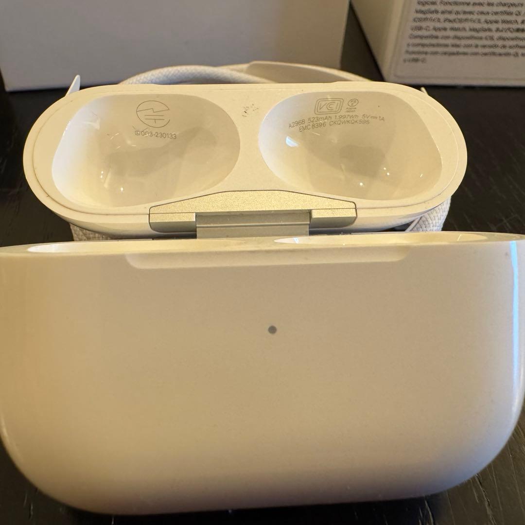AirPods Pro2 MagSafe充電ケース（USB-C）付き A3047