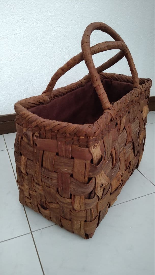 山葡萄ハンドメイド籠バック 新品未使用　物産展購入
