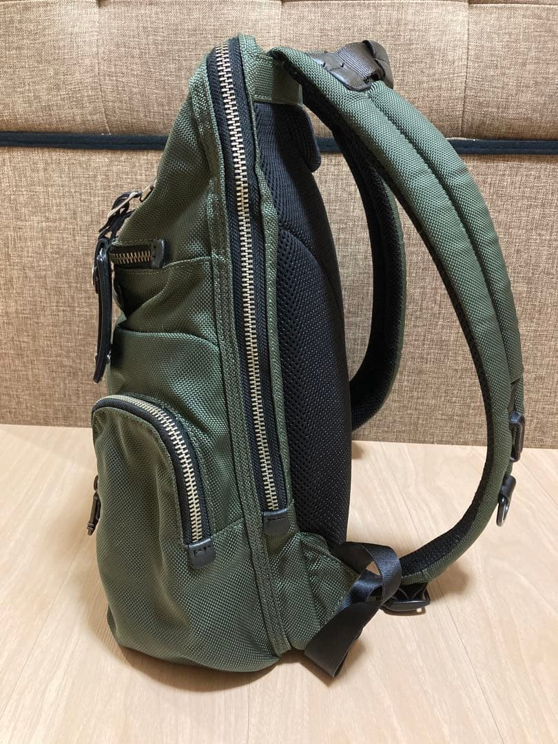 TUMI ブラボ アルファ ノックス リュック　グリーン 22681SPH