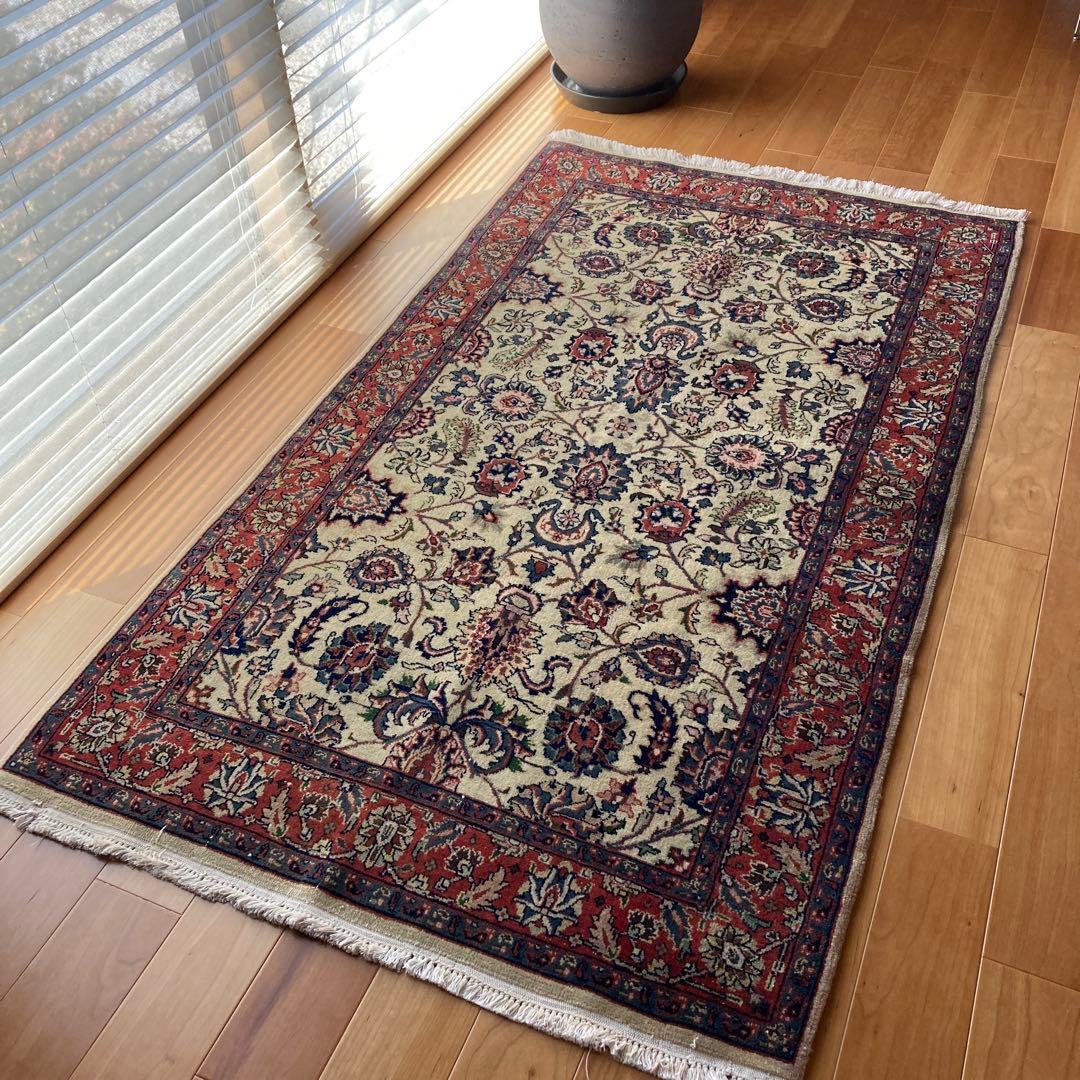 ヴィンテージラグ　トライバルラグ　インド　アグラ