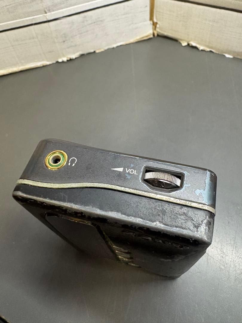 昭和レトロ　SONY カセットウォークマン　WM-DD9