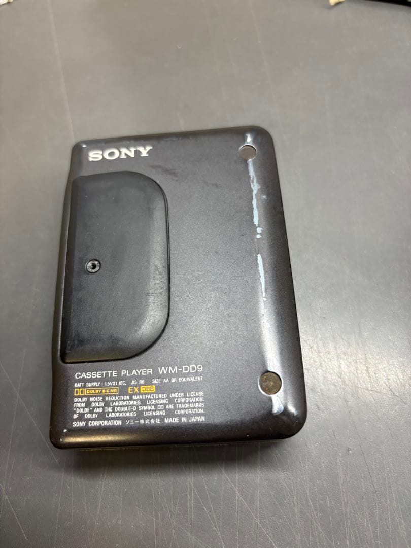 昭和レトロ　SONY カセットウォークマン　WM-DD9