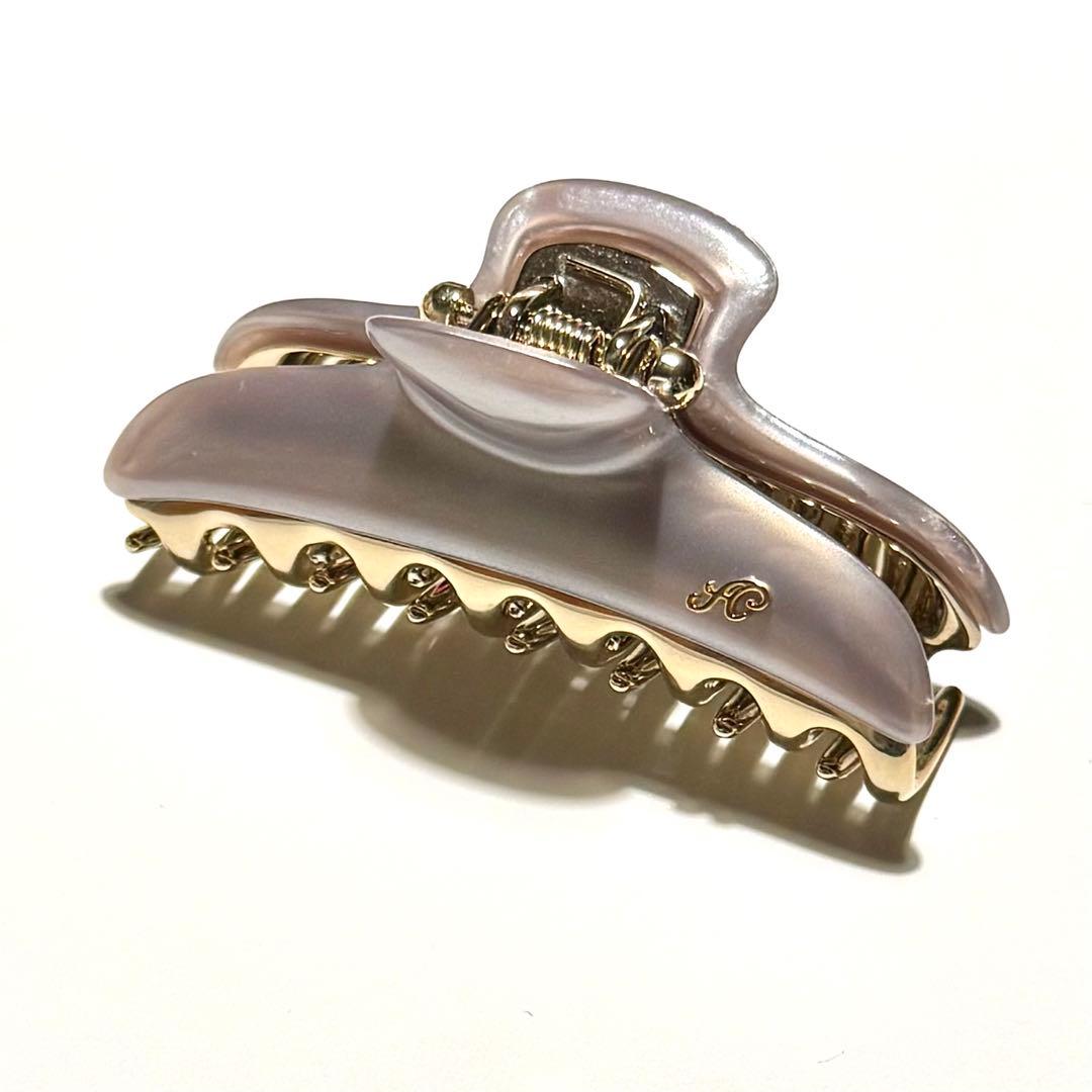 ぱ*だ様 【未使用/証明書有】ACCA バービークリップ ヘアクリップ Mサイズ