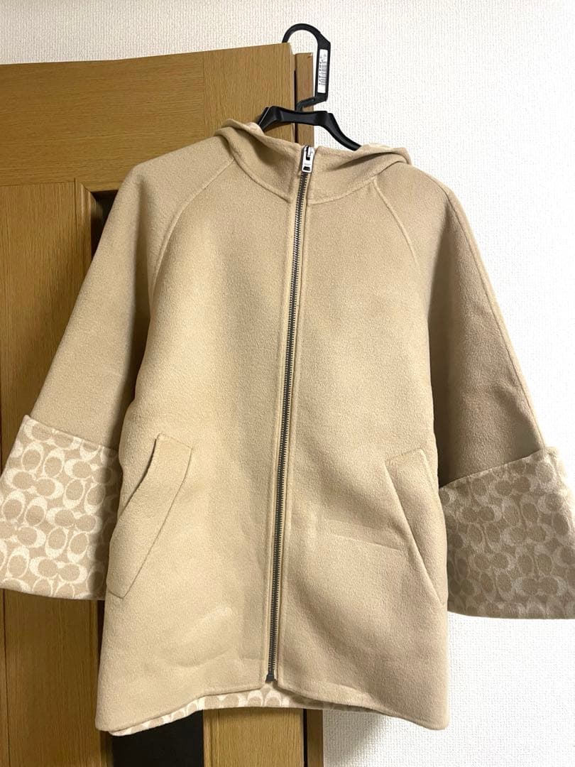 【新品未使用！正規品】コーチ　ケープコート