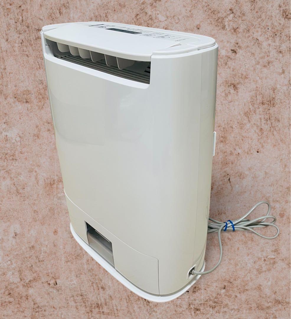 (美品) Panasonic F-YZRX60 衣類乾燥除湿機