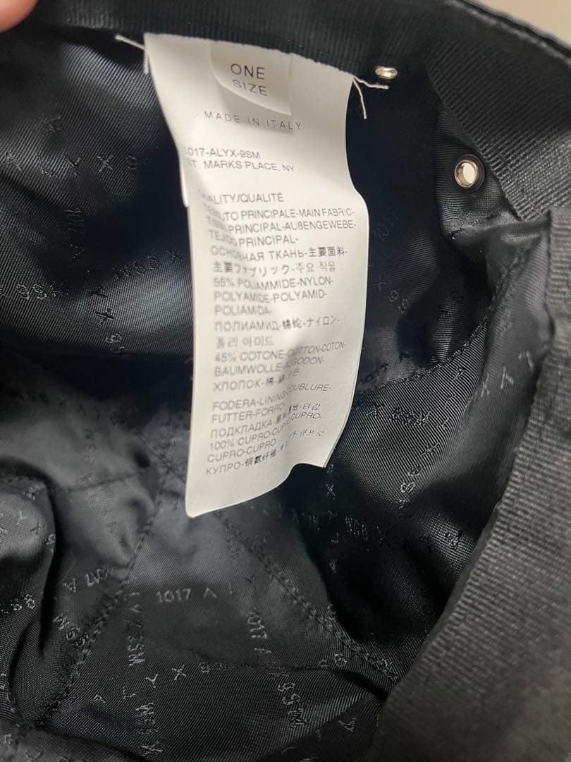新品　1017ALYX 9SM バックルデザイン 6パネル キャップ
