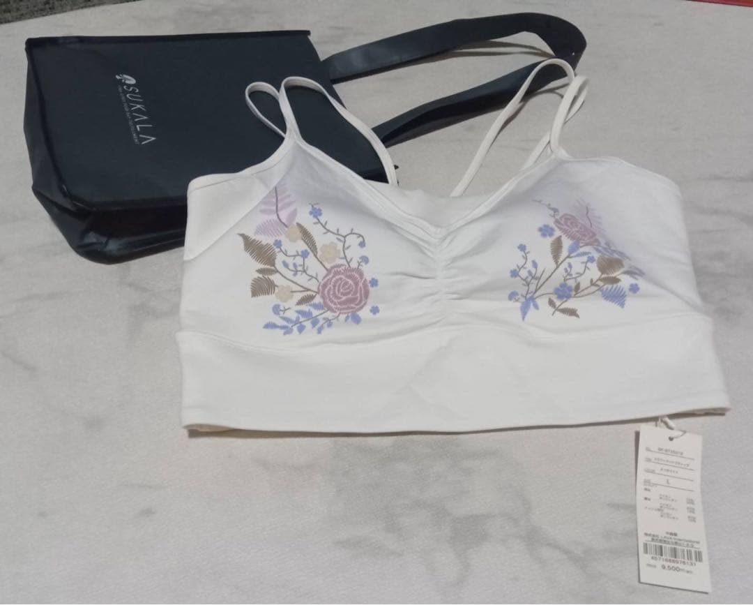 新品未使用　LAVA SUKALA　スカラ　ヨガウェア　ミニバッグ付き