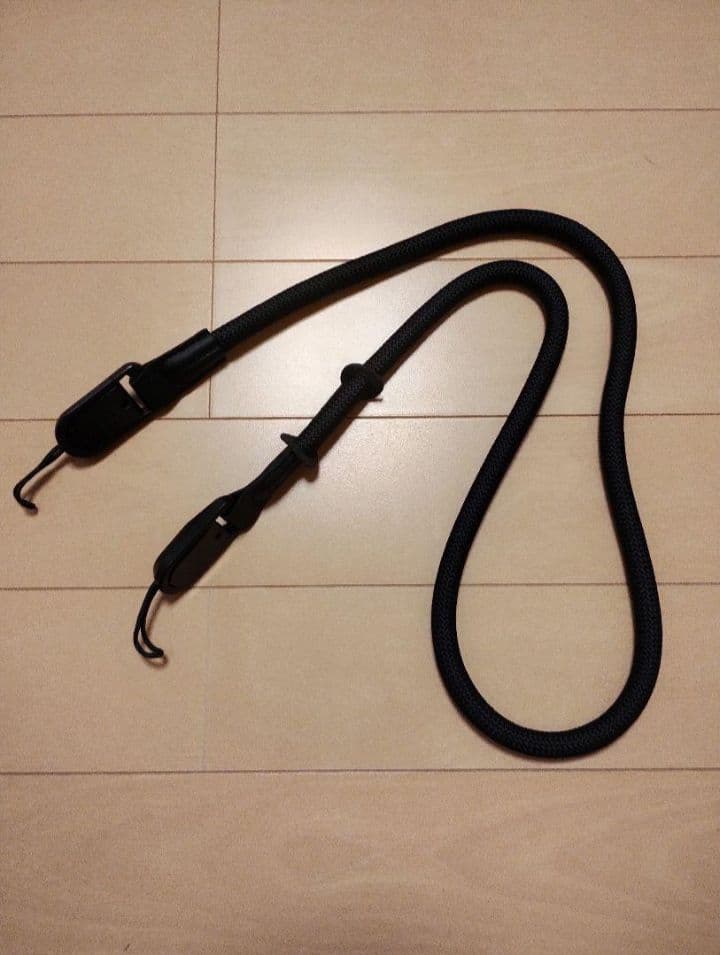 SONY α6400 パワーズームレンズキット おまけストラップ付き