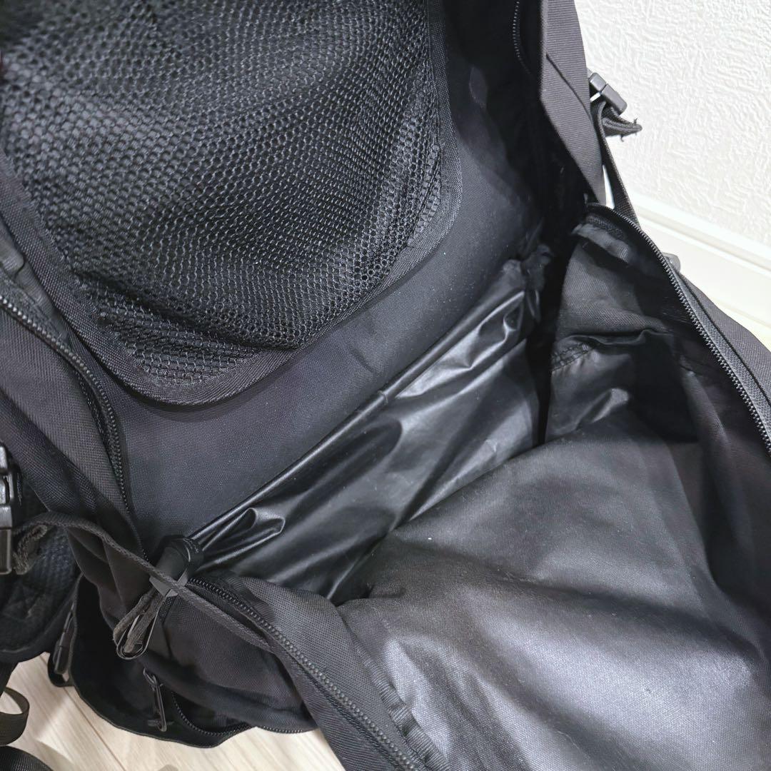 激レア★Supreme バックパック　2010ss　大容量　黒　旅行　リュック
