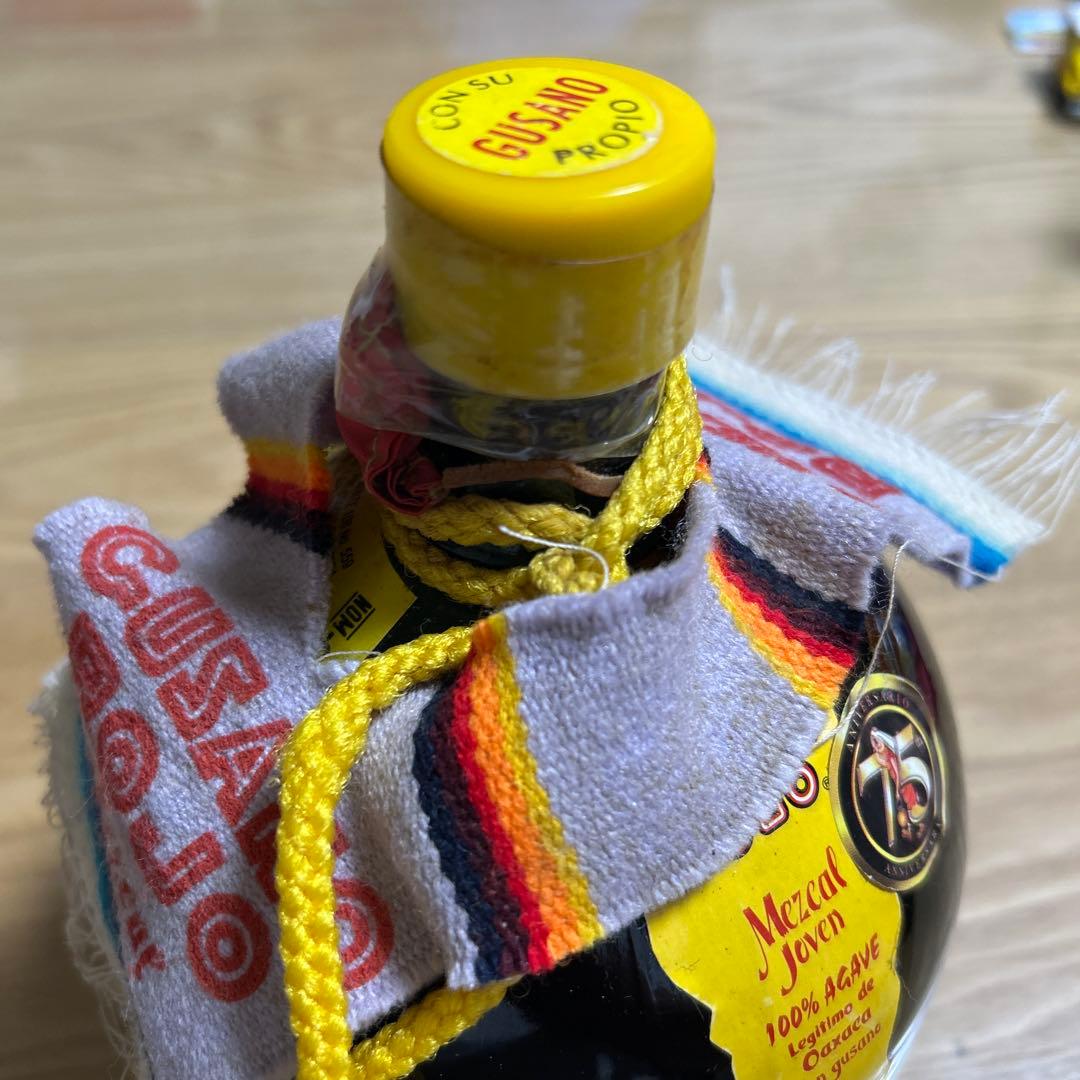 GUSANO ROJO メスカル　ボール型ガラス メキシコ　古酒　未開封
