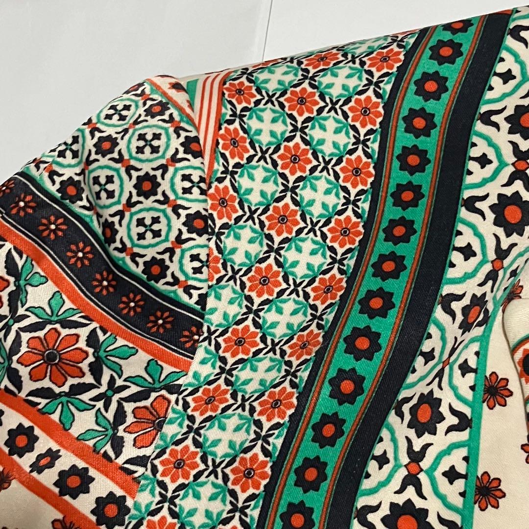 【人気】ZARA　ザラ　ダブルテーラードジャケット　ペーズリー柄　肩パッド