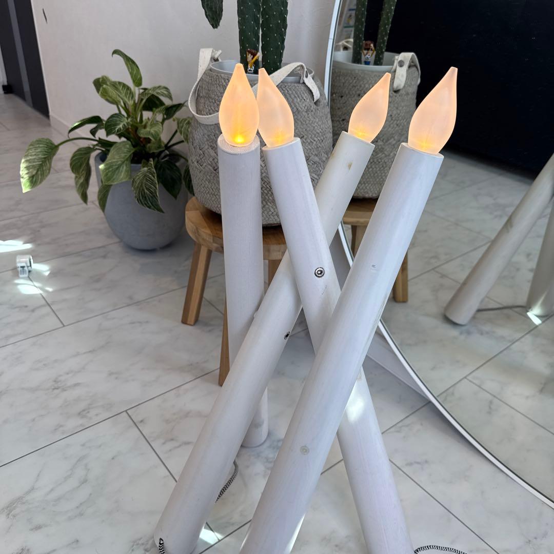 インテリア　フロアライト　間接照明