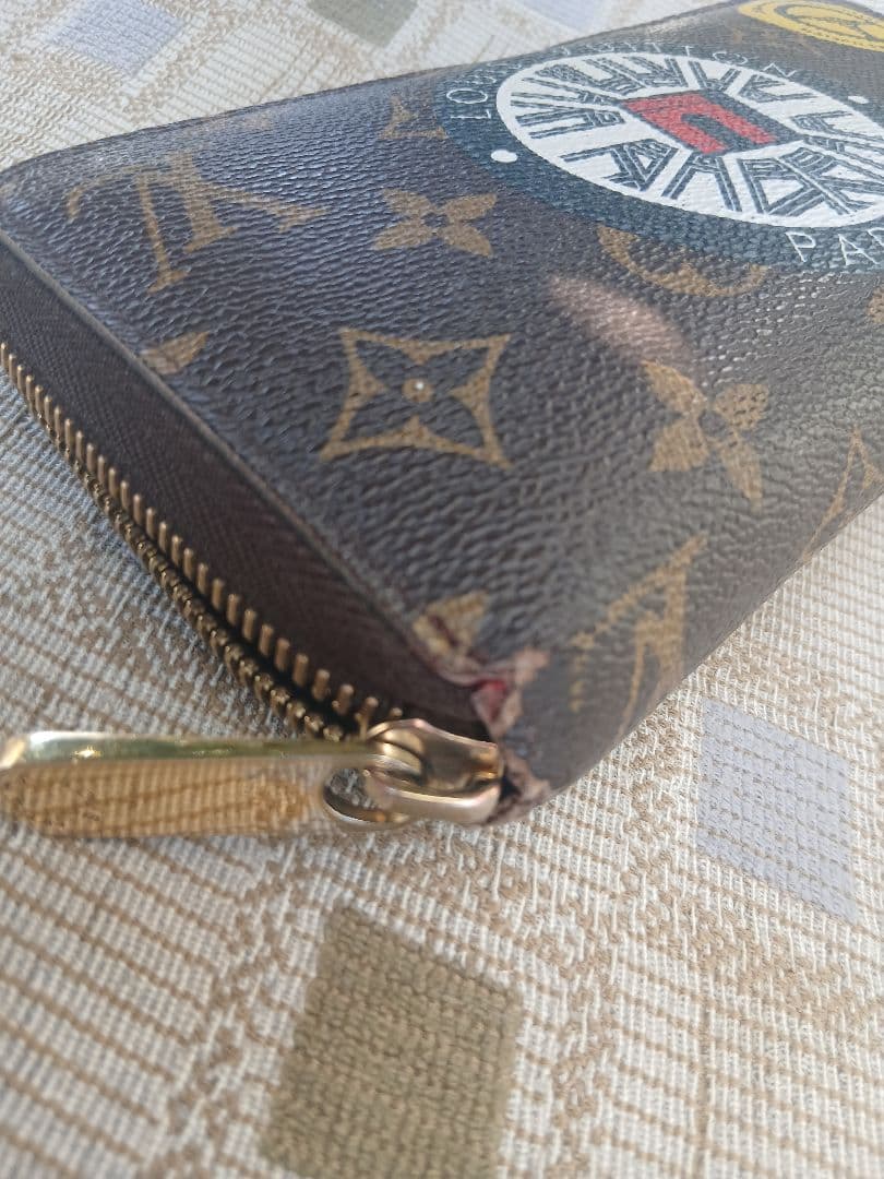 ルイヴィトン　ワールドツアー　ジッピーウォレット　長財布　限定