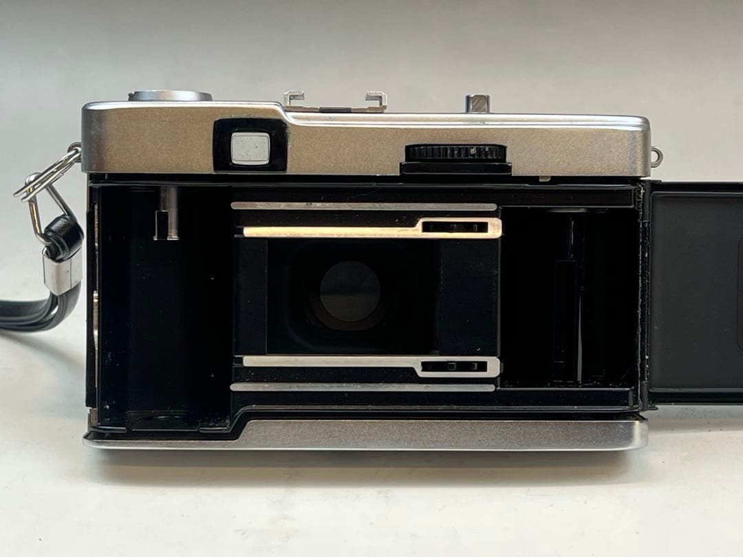 ［美品］OLYMPUS TRIP 35 、PEN EES-2カメラ 2台セット