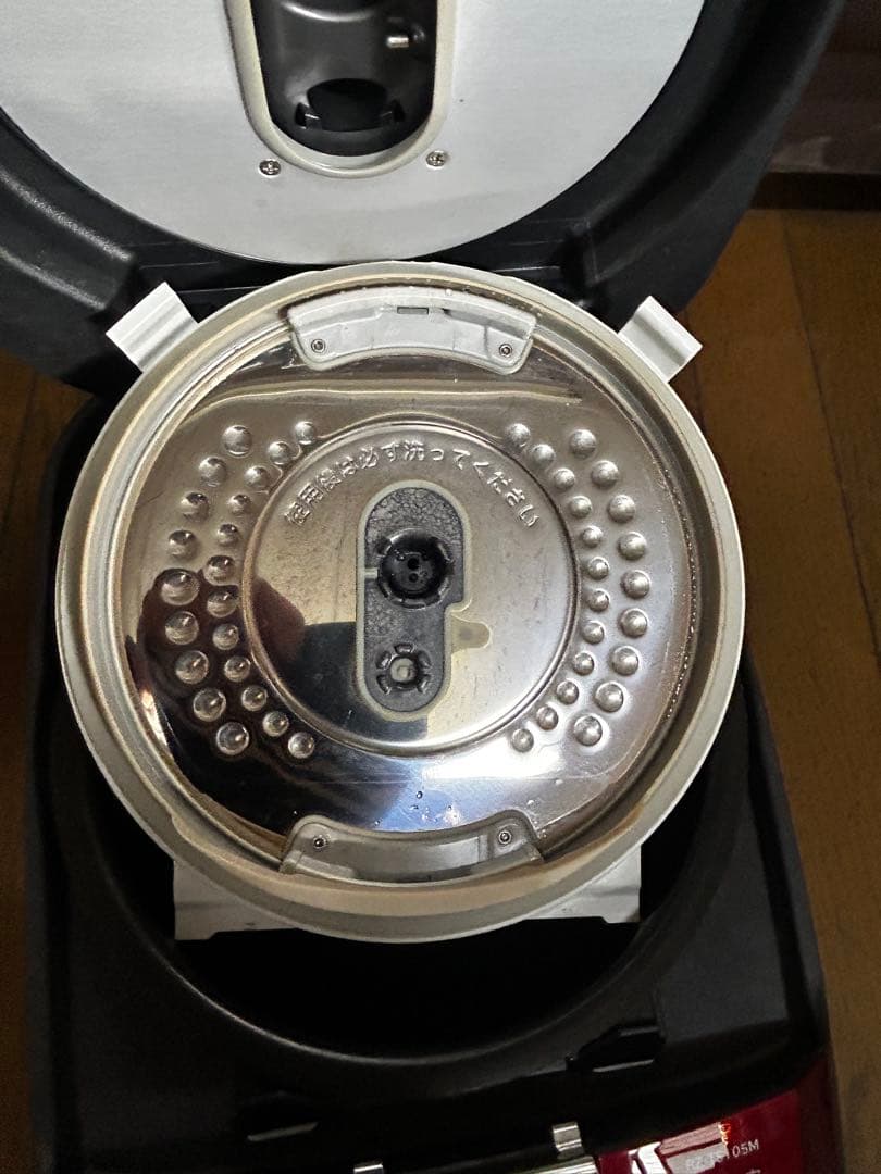 HITACHI 5.5合 圧力スチーム RZ-TS105M 炊飯器 22年製